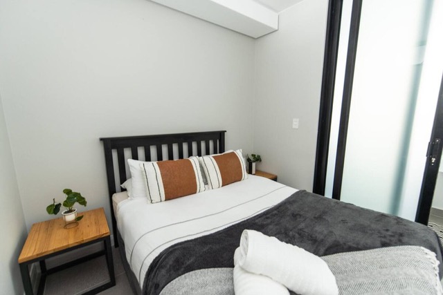 To Let 1 Bedroom Property for Rent in Summerstrand Eastern Cape